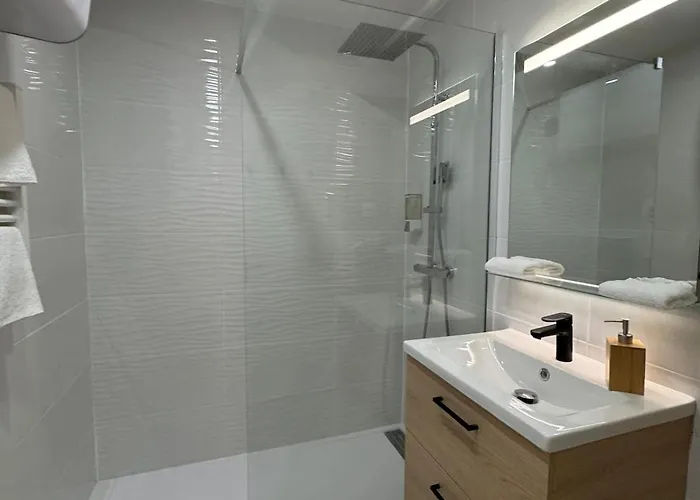 Beautiful River View Apartman Mandelieu